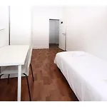 Houze Spacious 9 Bedroom Flat In Central Lisbon Lisbon